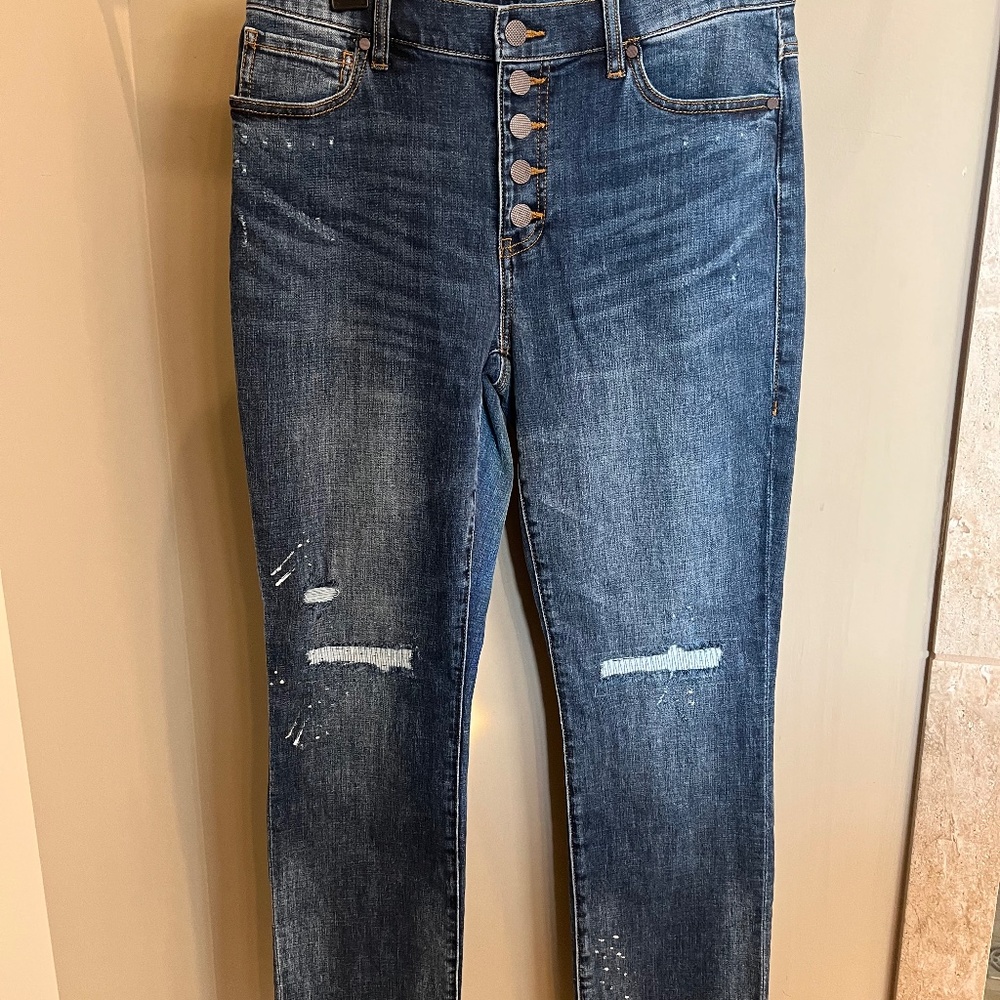COPY - CAbi 8 Button Fly Straight Fall 2022